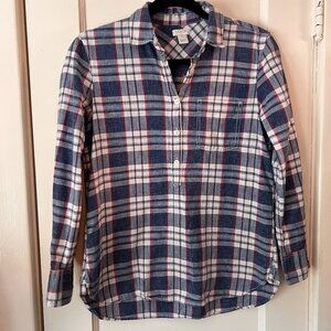 Ladies J Crew Long Sleeved Pull Over Shirt Size XS Petite LIghtweight Plaid‎